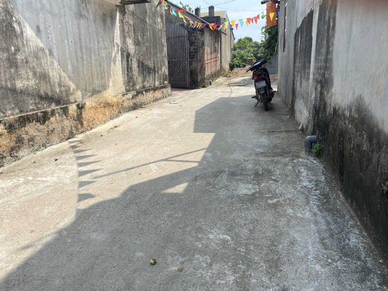 Hình ảnh Bán Mảnh Đất 100m Ở Đông Yên Quốc Oai